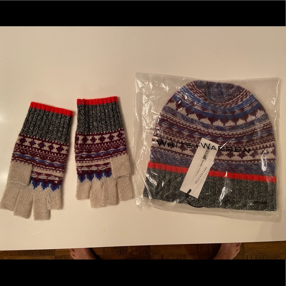 Cashmere beanie with matching fingerless glove